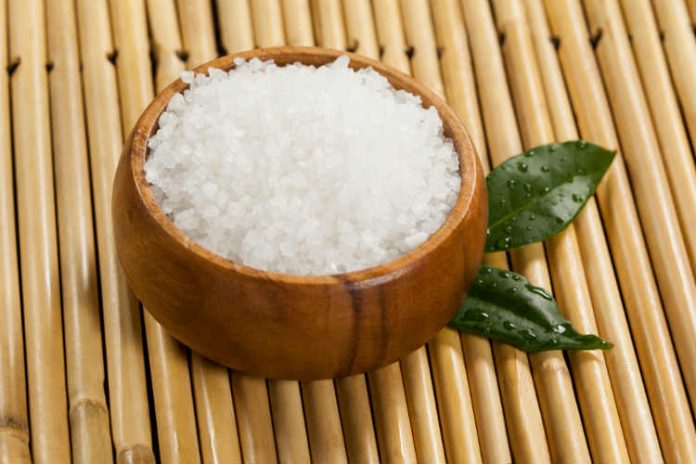 impressive benefits of sea salt: help with skincare