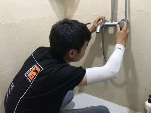 How To Repair Shower Water Leaks